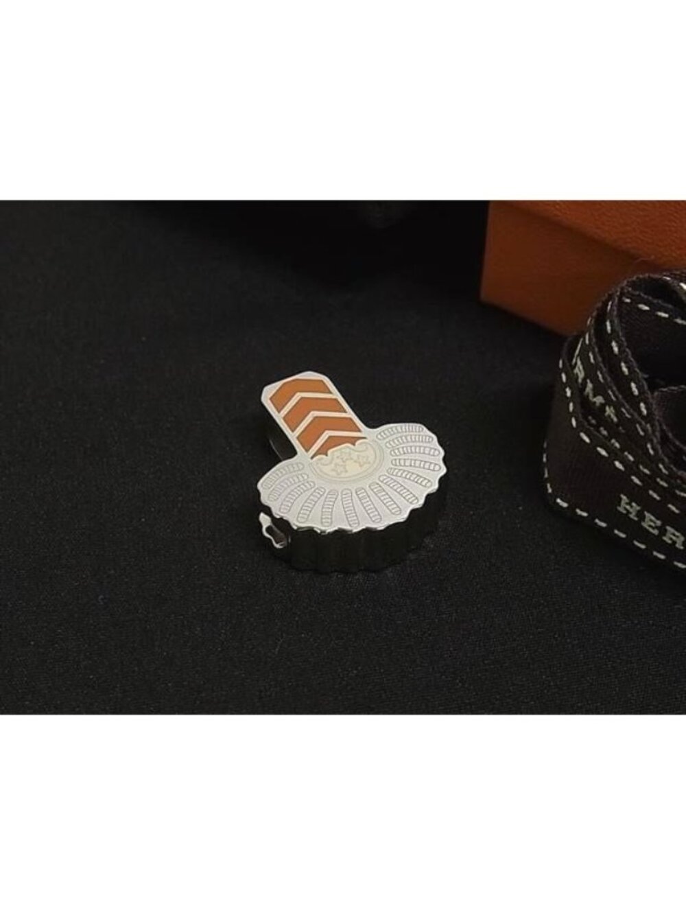 Hermes Epaulette Twilly Ring Scarf Closure Silver Orange